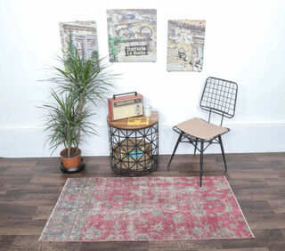 Dora - Botanic Red Vintage Rug - Thumbnail