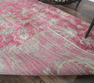 Dora - Botanic Red Vintage Rug - Thumbnail