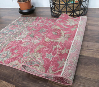 Dora - Botanic Red Vintage Rug - Thumbnail