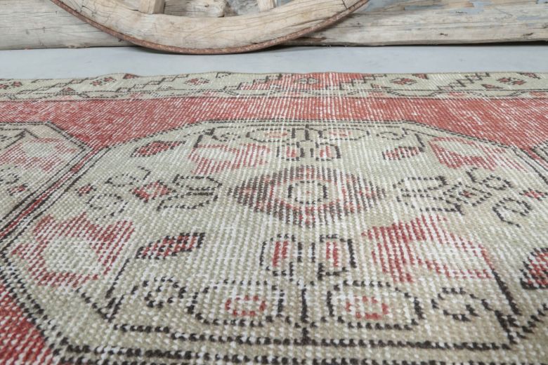 Eleanor - Faded Vintage Runner Rug