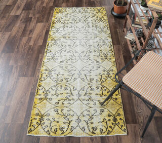 Eliz - Distressed Yellow Runner Vintage Rug - Thumbnail