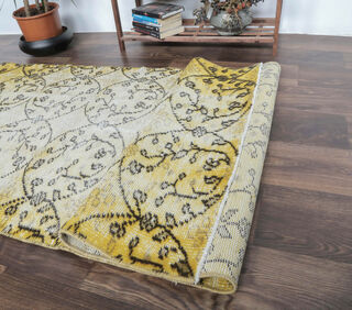 Eliz - Distressed Yellow Runner Vintage Rug - Thumbnail