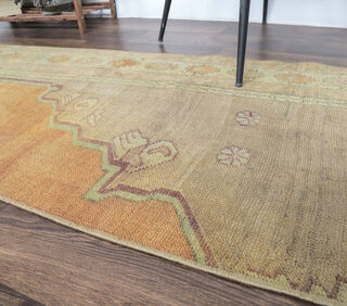 Elvin - Vintage Ethnic Runner Rug - Thumbnail