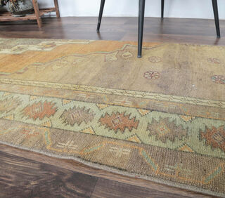 Elvina - Vintage Ethnic Rug Runner - Thumbnail