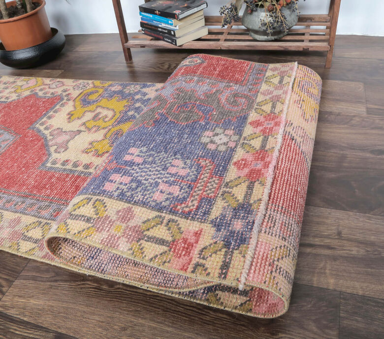 Emel - Vibrant Style Persian Runner