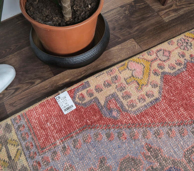 Emel - Vibrant Style Persian Runner