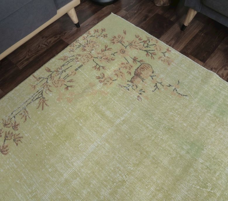 Esmecan - Green Vintage Rug