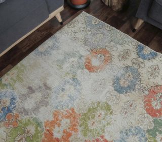 Estella - Colorful Damask Vintage Rug - Thumbnail