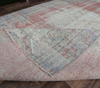 Estelle - Faded Red Oriental Area Rug - Thumbnail