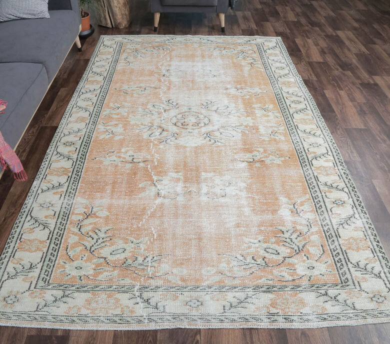 Etil - Faded Orange Boho Chic Vintage Rug