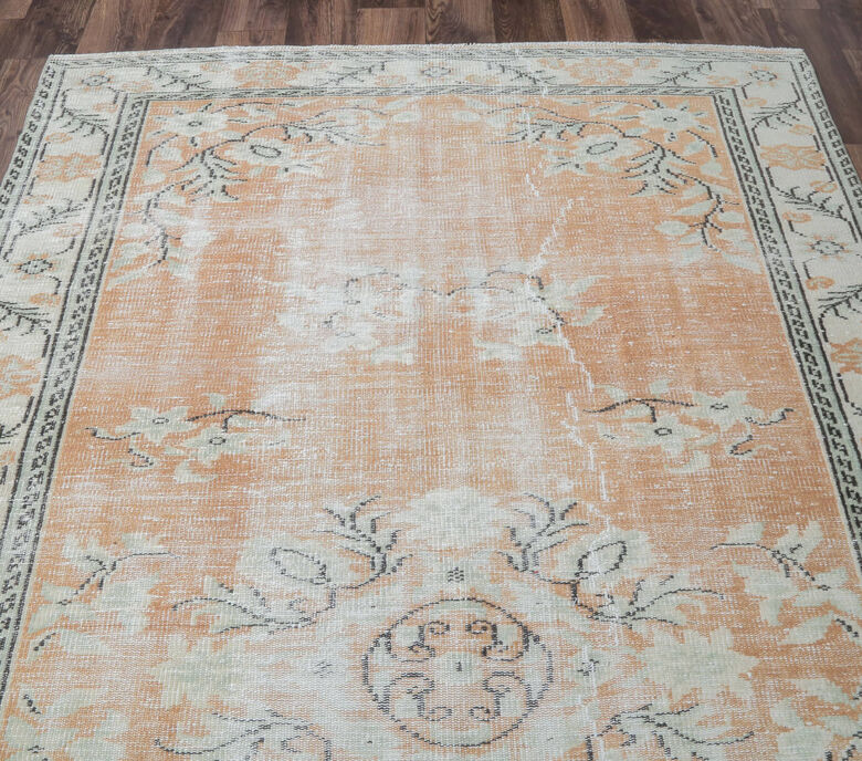 Etil - Faded Orange Boho Chic Vintage Rug