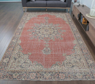 Fatmanur - Persian Oriental Carpet - Thumbnail