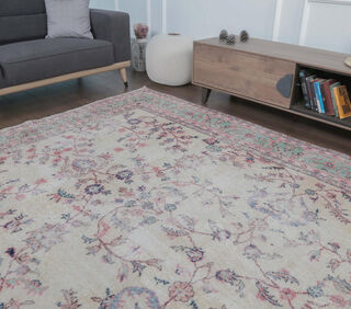 Feyzam - Bordered Floral Vintage Rug - Thumbnail