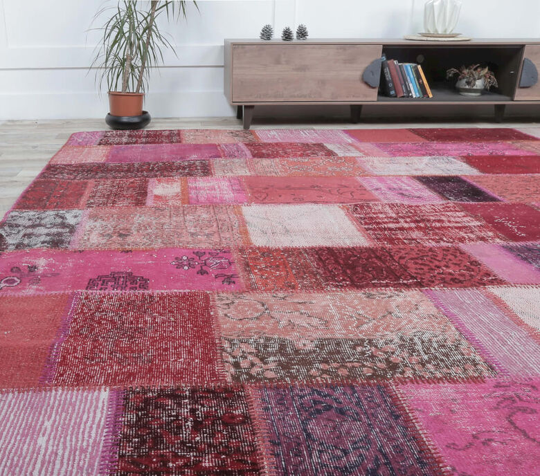 Gelincik - Pink Handmade Patchwork Rug