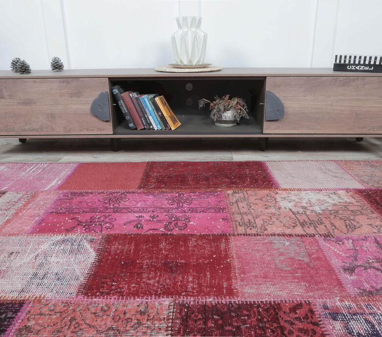 Gelincik - Pink Handmade Patchwork Rug