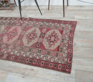 Gladys - Herki Hand-Knotted Rug Runner - Thumbnail