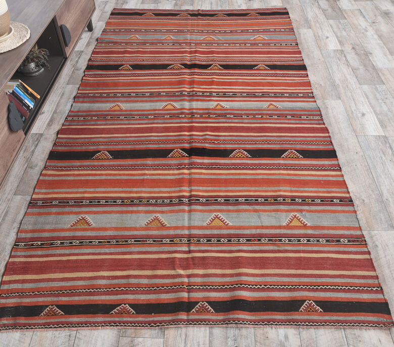 Gulfer - Traditional Turkish Kilim