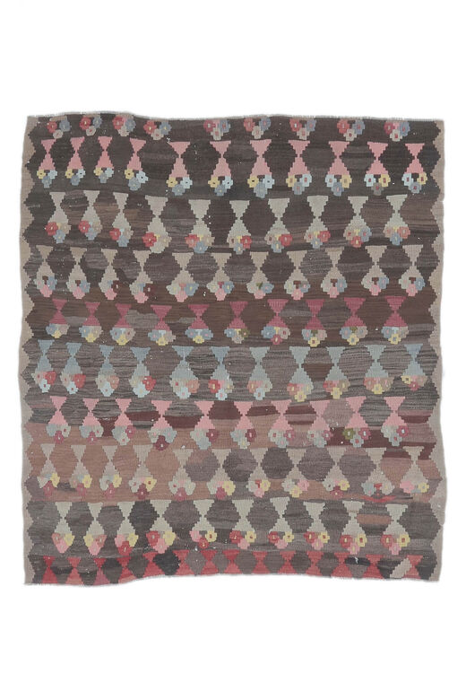 Gulpembe - Primitive Kilim Rug