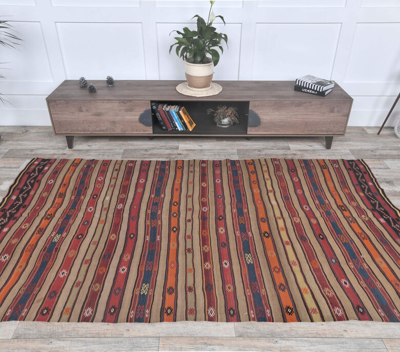 Gulseren - Traditional Turkish Kilim Rug