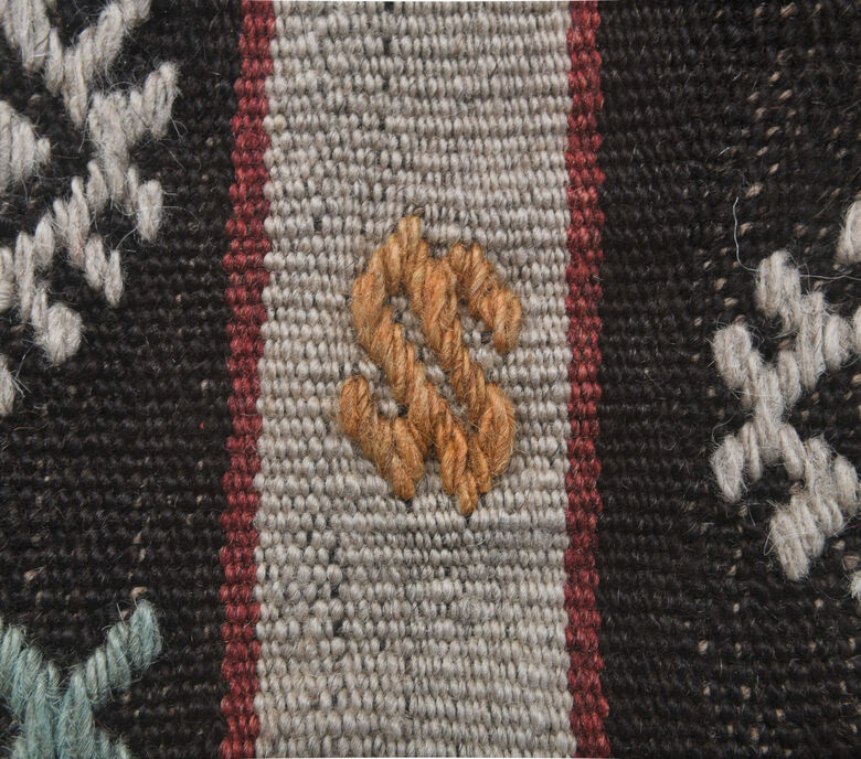 Gumush - Traditional Ethnic Flatweave Rug