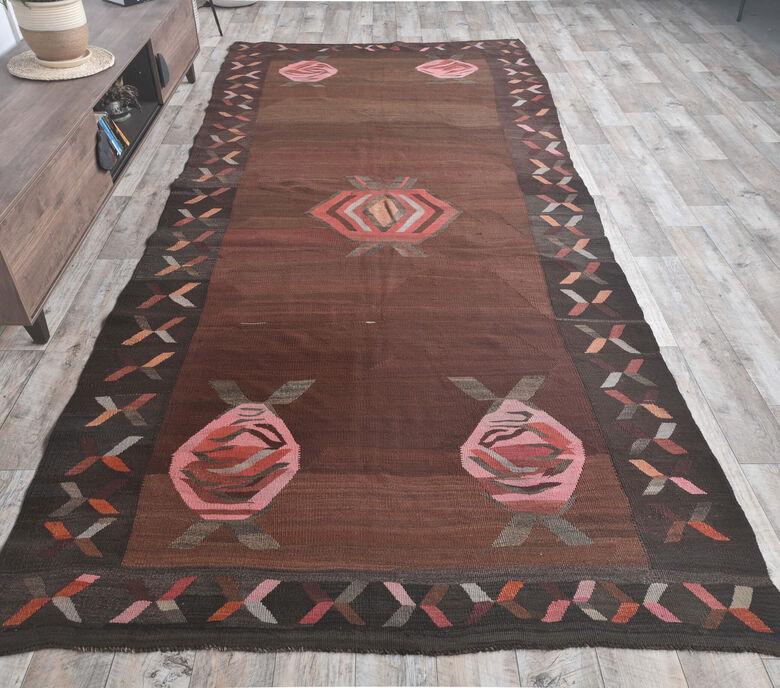 Gunesh - Kilim Rug Traditional