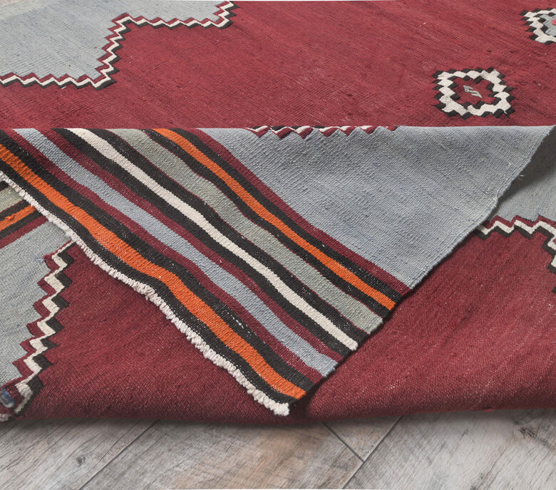 Gunnur - Gray & Red 1970's Flatweave Rug