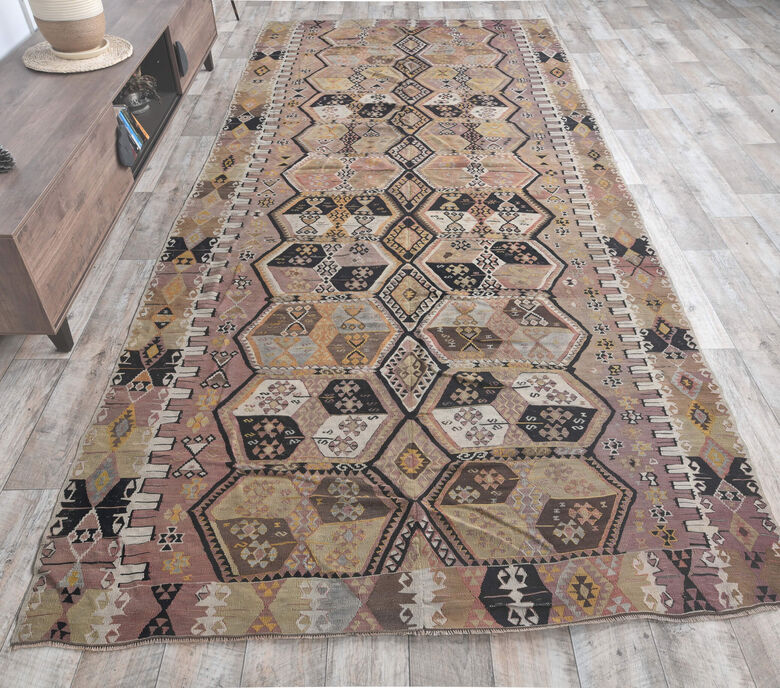 Gusel - Authentic Kilim Flatweave Rug