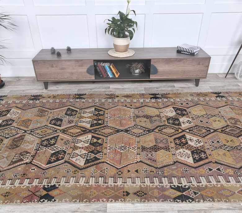 Gusel - Authentic Kilim Flatweave Rug