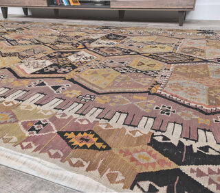 Gusel - Authentic Kilim Flatweave Rug - Thumbnail