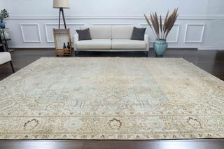 Bohemian Persian Bohem 10x13 Wool Persian Rug - Thumbnail