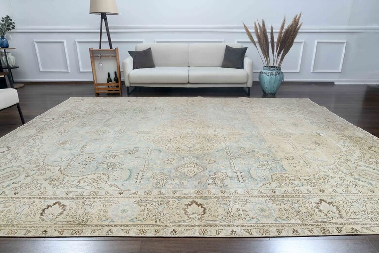 Bohemian Persian Bohem 10x13 Wool Persian Rug