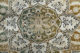 Handmade Persian Vintage Rug - Thumbnail