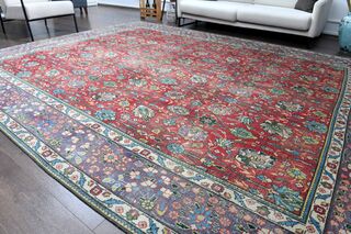 Handmade Persian Vintage Rug - Thumbnail