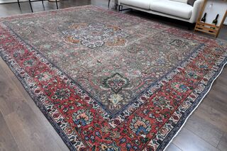 Handmade Persian Large Vintage Rug - Thumbnail