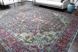 Handmade Persian Vintage Rug - Thumbnail