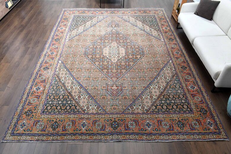 Handmade Persian Vintage Rug