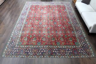 Handmade Persian Vintage Rug - Thumbnail
