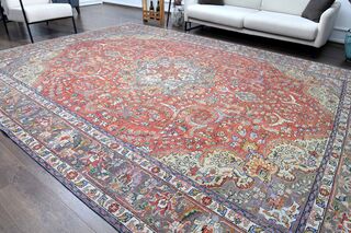 Handmade Persian Vintage Rug - Thumbnail