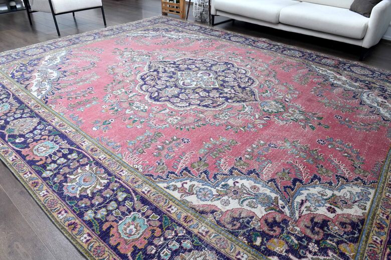 Handmade Persian Vintage Rug