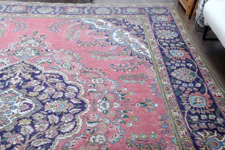 Handmade Persian Vintage Rug