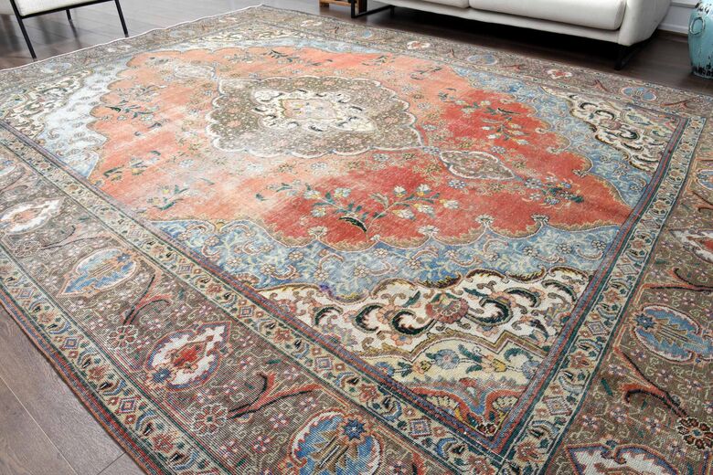 Handmade Persian Vintage Rug