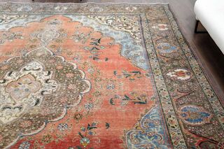 Handmade Persian Vintage Rug - Thumbnail