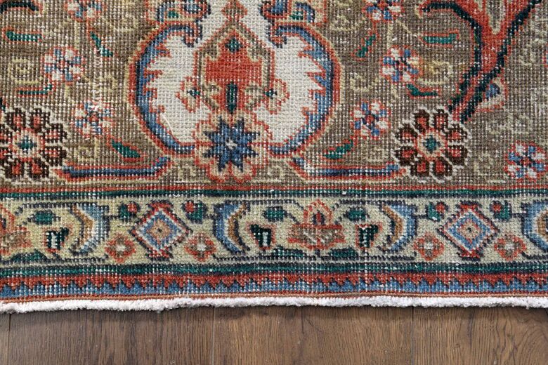 Handmade Persian Vintage Rug