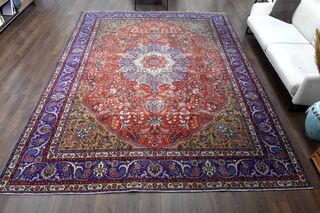 Handmade Persian Vintage Rug - Thumbnail