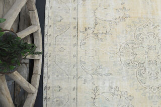 Handmade Vintage Area Rug - Thumbnail