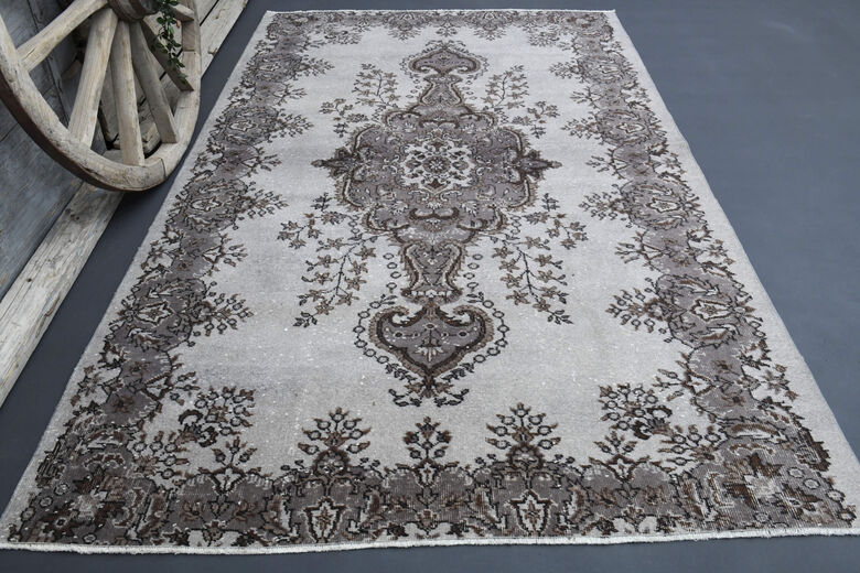 Handmade Vintage Area Rug