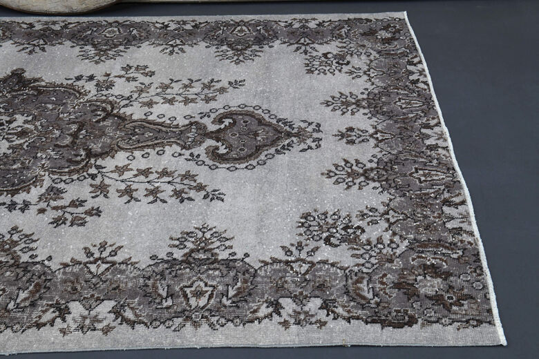 Handmade Vintage Area Rug