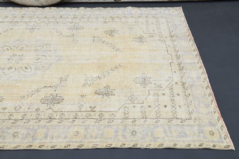 Handmade Anatolian Vintage Area Rug