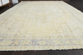 1950's Handmade Vintage Area Rug - Thumbnail