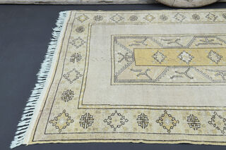 Handmade Vintage Area Rug - Thumbnail